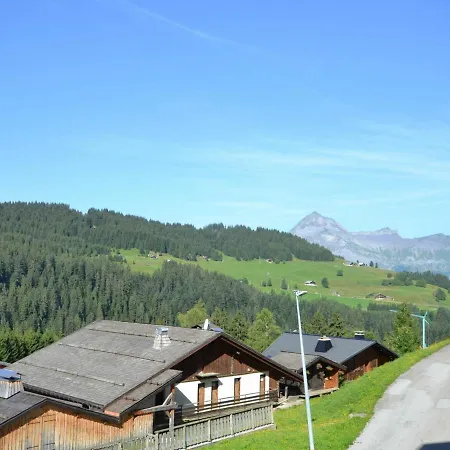 Apartment Cosy A 1450m Avec Vue Et Balcon, Proche Teleski - Fr-1-505-19 *