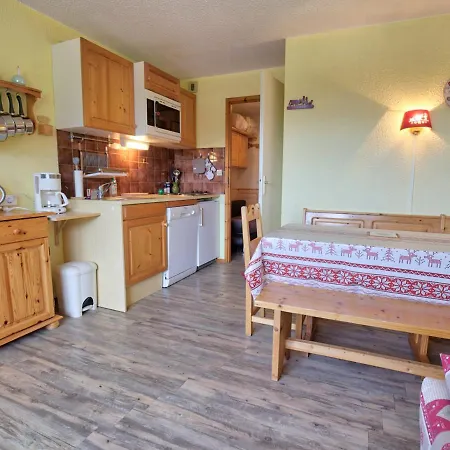 Cosy A 1450m Avec Vue Et Balcon, Proche Teleski - Fr-1-505-19 *