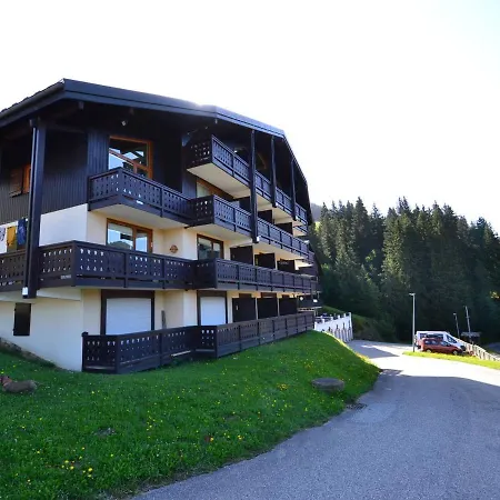 Apartment Cosy A 1450m Avec Vue Et Balcon, Proche Teleski - Fr-1-505-19 Notre-Dame-de-Bellecombe
