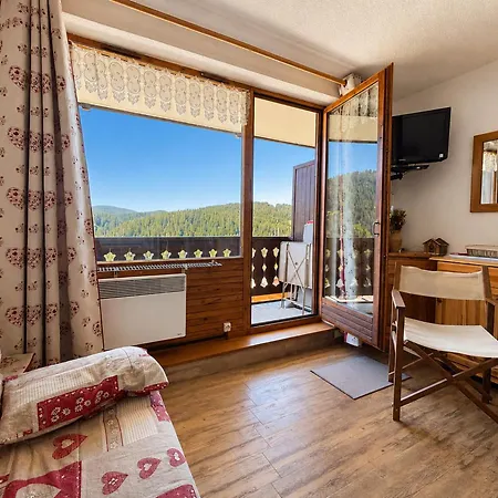 Apartment Ensoleille Avec Balcon A 1450m Notre-Dame-de-Bellecombe